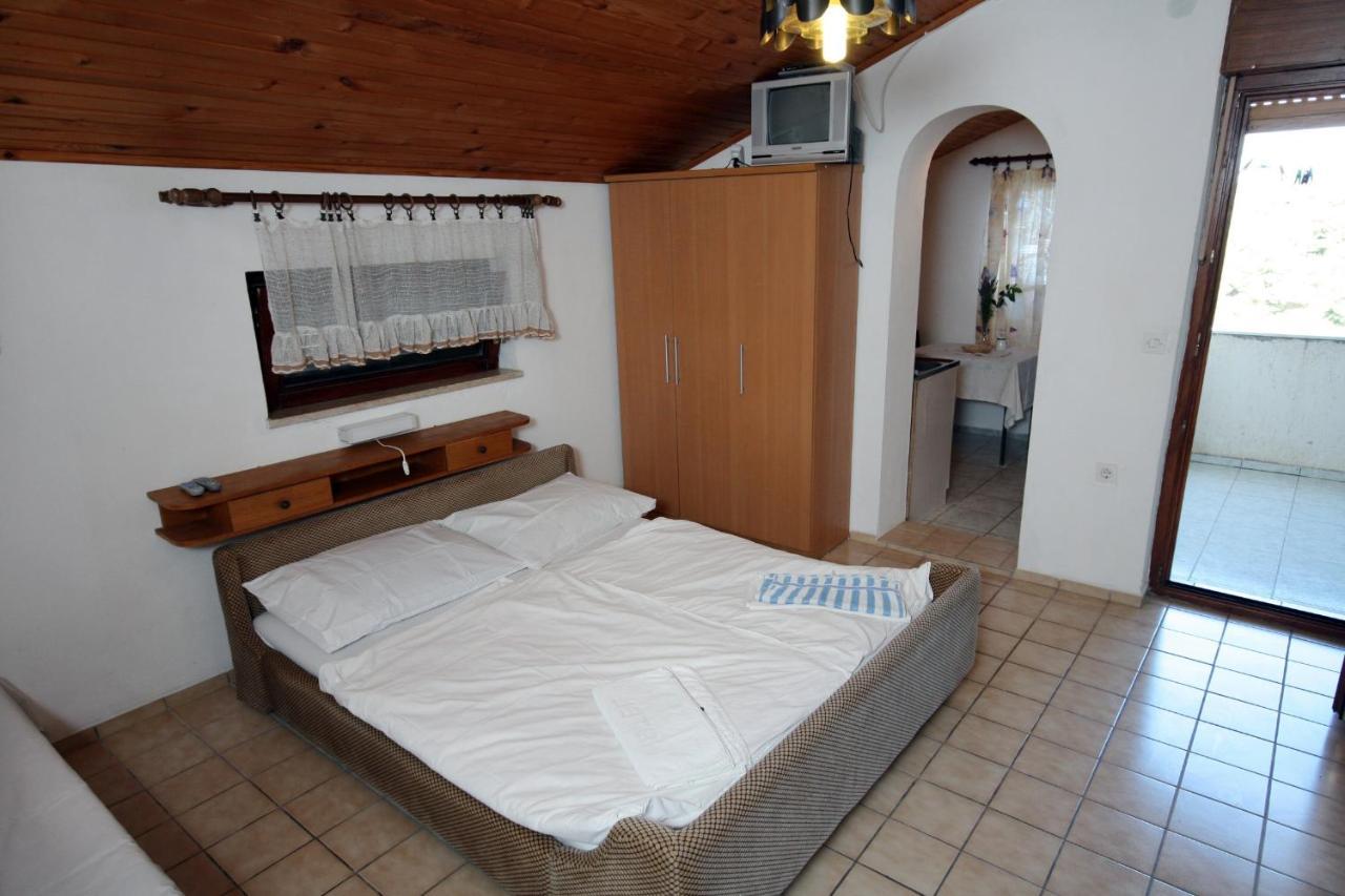 Apartments By The Sea Suha Punta, Rab - 5050 Kampor 外观 照片