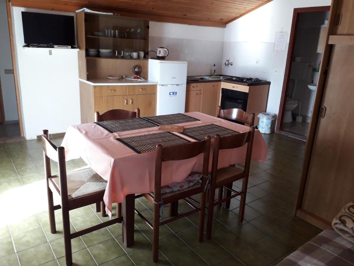Apartments By The Sea Suha Punta, Rab - 5050 Kampor 外观 照片
